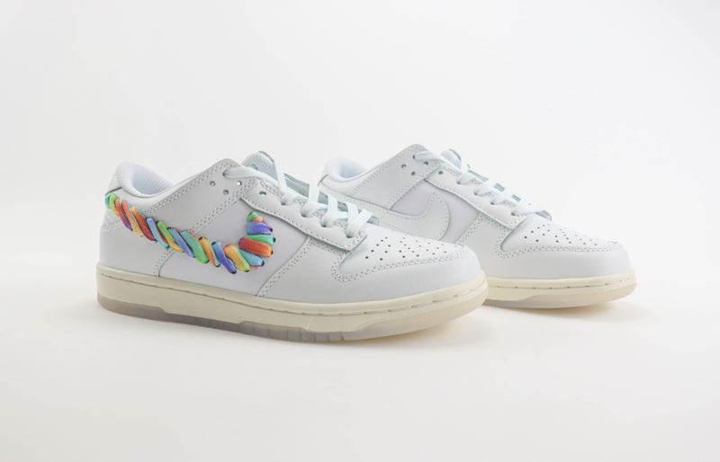 Nike SB Dunk Low GS "Rainbow Swoosh"